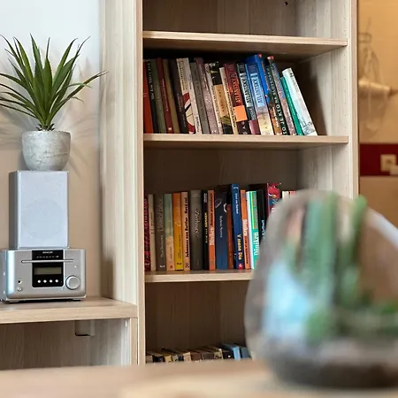 Self Check-in, Danube Bank, Free Parking Apartman Pozsony